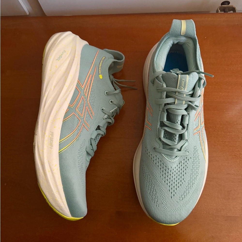 Asics Gel Nimbus 26 Running Shoes Womens Light Celadon Green Sneakers